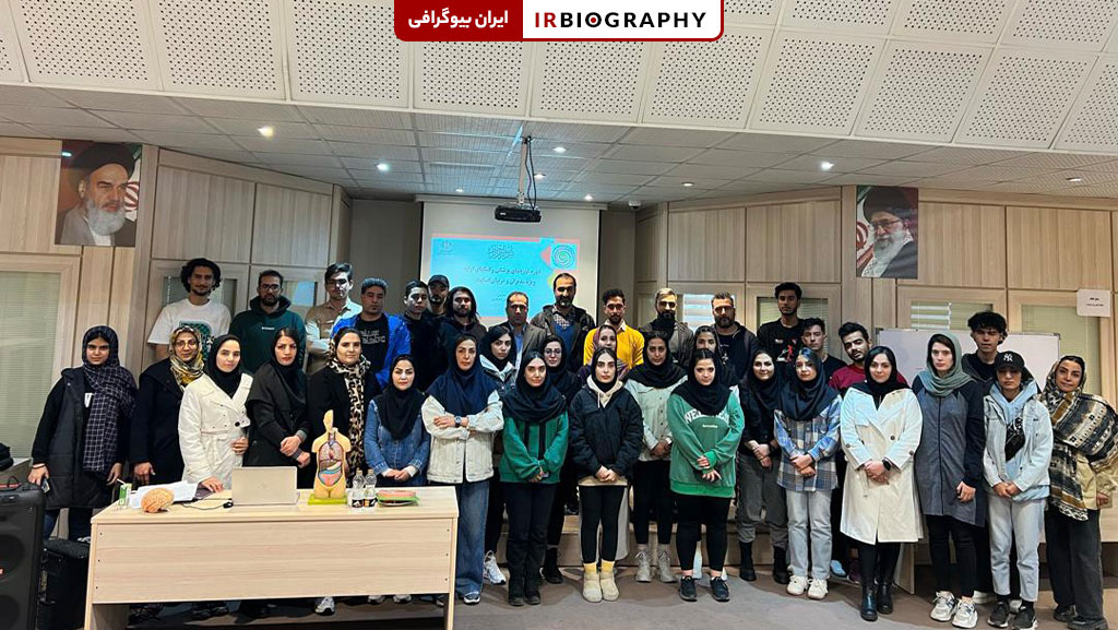 مربی رسمی فدراسیون اسکیت ایران حانیه یگانه